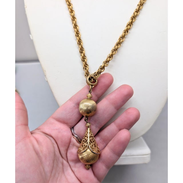 1960s Vintage Signed Monet Book Piece Goldtone Pendant Necklace, 1961 For Sale - Image 5 of 10