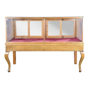 Early 20th Century Oak Display Cabinet on Stand With Mirrored Sliding Doors