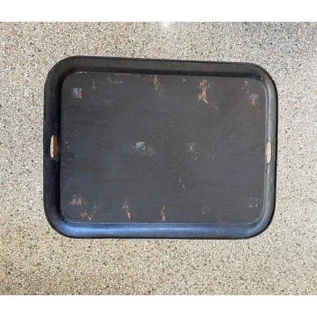 American 1890s-1930s Tole Ware Tray on Stand Cocktail Table For Sale - Image 3 of 12