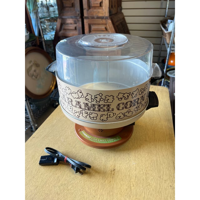 Late 20th Century Vintage Retro Popcorn Machine For Sale - Image 5 of 5