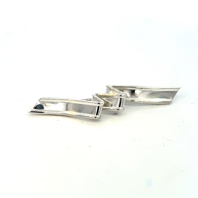 Traditional Late 20th Century Tiffany & Co Estate Wave Brooch Sterling Silver For Sale - Image 3 of 13