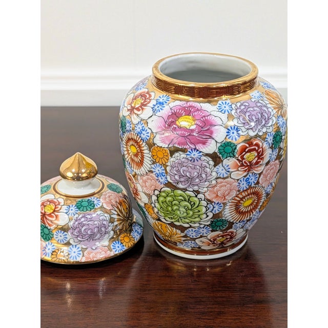 Pink Vintage Japanese Kutani Style Porcelain Ginger Jar With Lid – Floral Enamel & Gold For Sale - Image 8 of 16