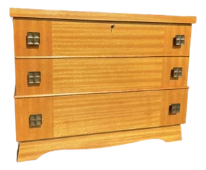 Mid Century Roos Sweetheart Cedar Chest