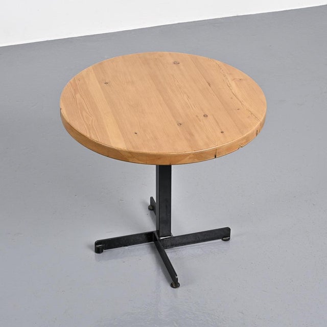 1960s Hotel Les Trois Arcs Table attributed to Charlotte Perriand, 1960s For Sale - Image 5 of 16