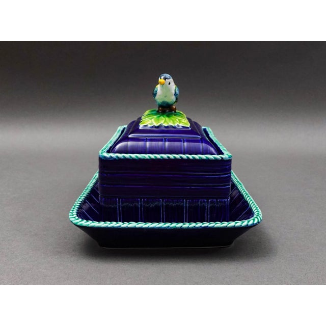 Mid-Century Modern Mid 20th Century Mottahedeh Italy Majolica Cobalt Floral Bird Finial Covered Dish With Tray For Sale - Image 3 of 10