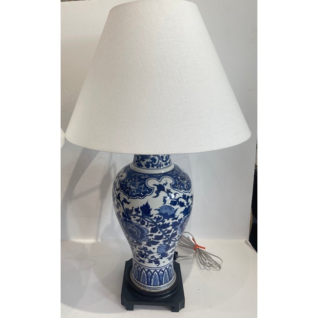 Chinese Antique Blue & White Chinese Porcelain Lamps, Hong Kong - a Pair For Sale - Image 3 of 17
