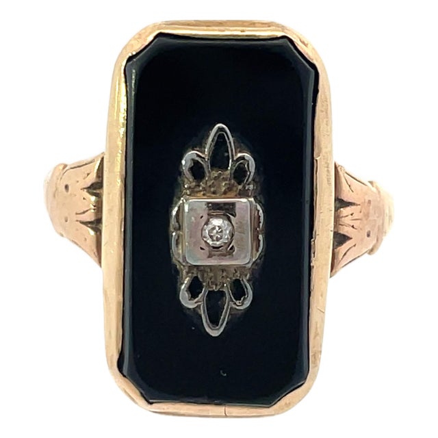 Vintage Solid Yellow Gold Onyx & Natural Diamond Ring, Size 6.5 For Sale