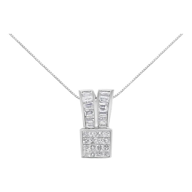 14K White Gold 1 5/8 cttw Princess and Baguette Cut Diamond Heart Ribbon Pendant Necklace (G-H, VS1-VS2) For Sale