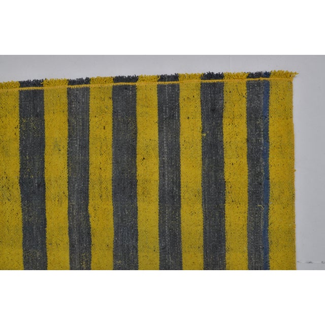 Vintage Anatolian Wool Rug For Sale In Phoenix - Image 6 of 9