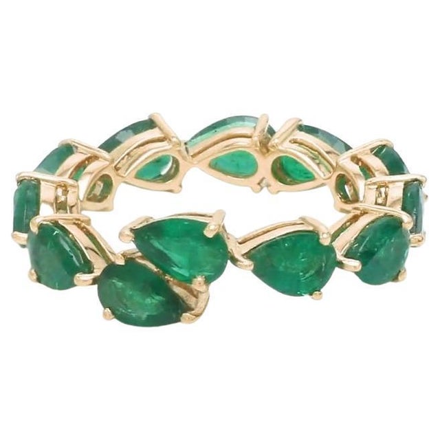 Early 21st Century Natural 3.90 CTS Zambian emerald snake band ring in 18k gold For Sale - Image 5 of 18