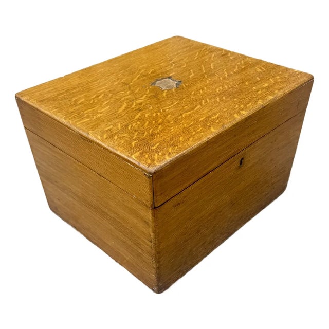 Antique English Oak Fitted Decanter Box, Victorian Circa 1870-1900 For Sale