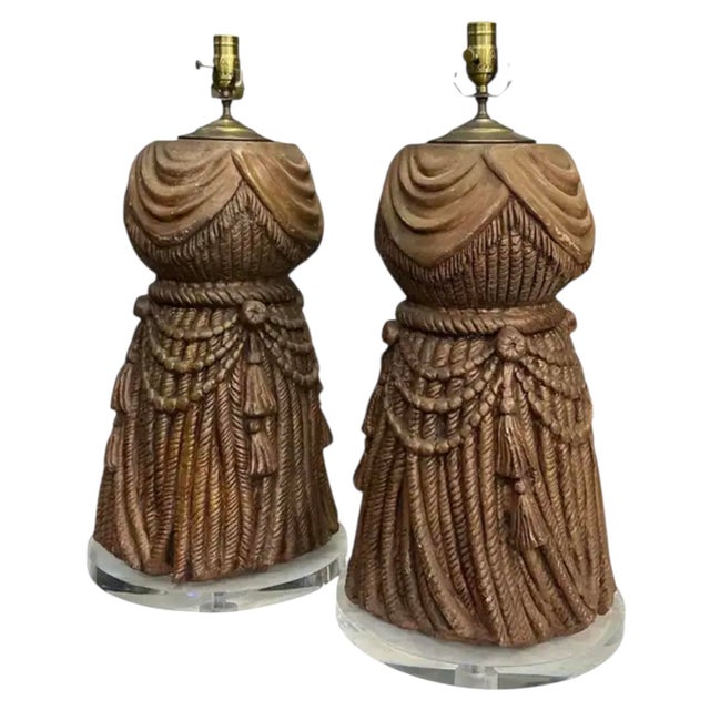 1960s Mid-Century Hollywood Regency Gilt Tassel & Lucite Table Lamps - Pair For Sale - Image 5 of 5
