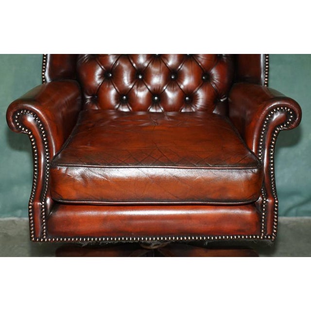 Chesterfield Wingback Swivel Office Chair in Hand-Dyed Leather from Harrods London, 1970s For Sale - Image 12 of 18
