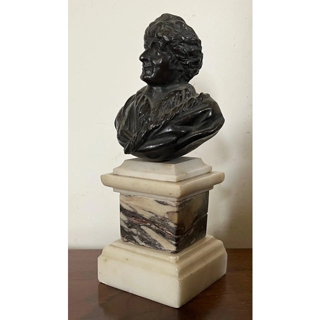 Grand Tour Antique 18th C. Bronze Portrait Bust of Philosopher Jean Jacques Rousseau (1712-1778) Mounted on Specimen Marble Pedestal Base For Sale - Image 3 of 13