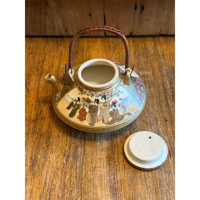Satsuma Antique Meiji Period Japanese Satsuma Tea Pot Japan, 19th Century a True Asian Beauty For Sale - Image 4 of 11