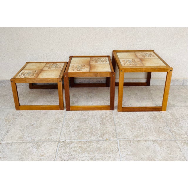 Wood Vintage and Ceramic Nesting Tables, 1960s, Set of 3 For Sale - Image 7 of 9