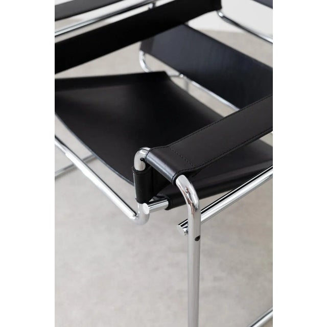 Black B3 Wassily Lounge Chair in Black Leather by Marcel Breuer, 1980s For Sale - Image 8 of 11