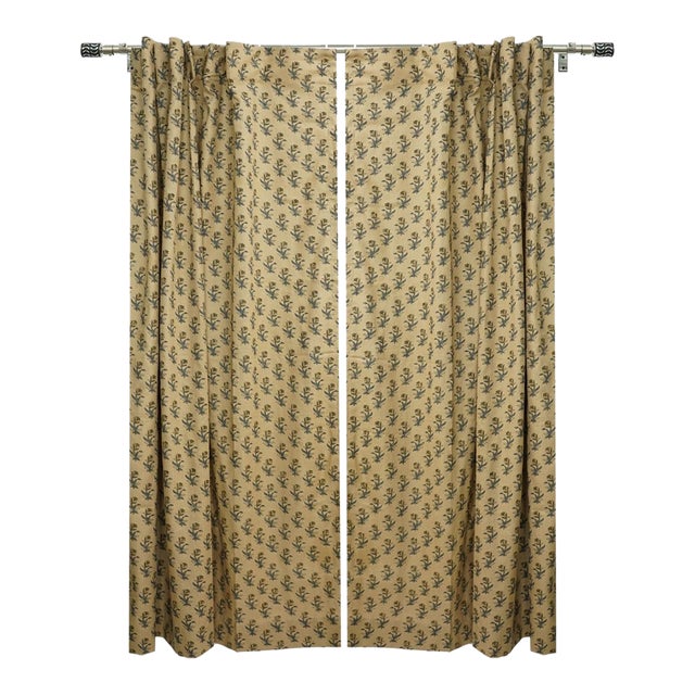 Handmade Costal Tulip Ring Curtain in Viscose Coloured Linen for Windows Size -54"Wx84"L For Sale