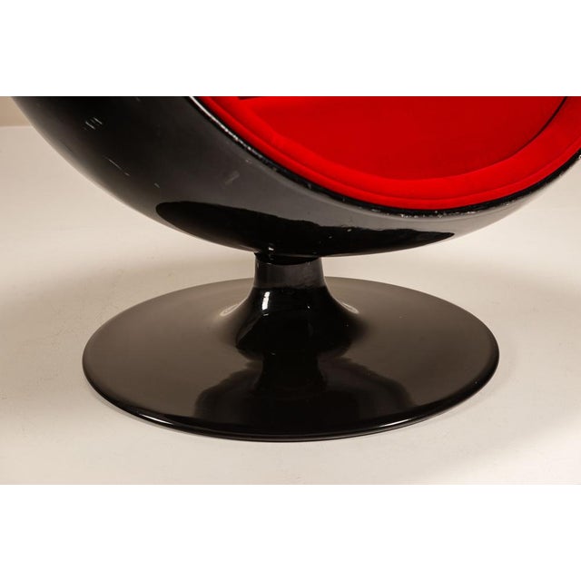 Egg Pod Chair in Black and Red by Eero Aarnio, 1960s For Sale - Image 14 of 17