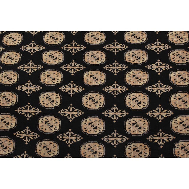Bokhara Rug 9’2” X 12′ Black Wool Tribal Hand-Knotted Oriental Carpet For Sale In Philadelphia - Image 6 of 13