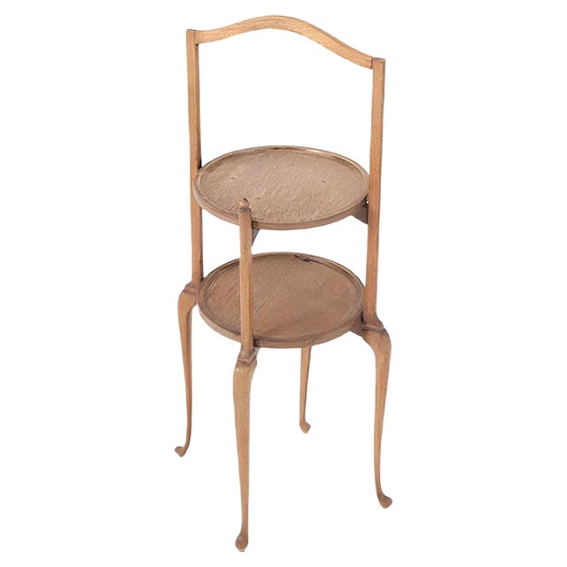 Queen Anne Style Oak Cake Stand from H. Pander & Zn., 1920s For Sale