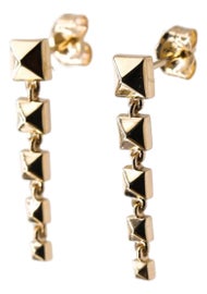 Example of Minimalist Drop and Dangle Earrings