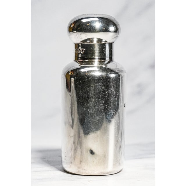 19th Century Handsome Mappin & Webb Antique Sterling Silver Scent Bottle Victorian Perfume Flask For Sale - Image 5 of 11