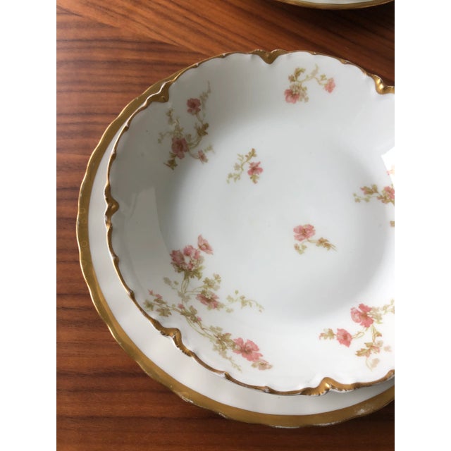 Antique Haviland Floral Coupe Bowls Limoges, France (1894-1931)-4 Piece Set For Sale - Image 12 of 12
