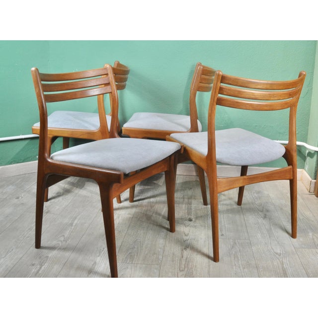 Brown Danish Model U20 Chairs by Johannes Andersen for Uldum, 1960s, Set of 4 For Sale - Image 8 of 12