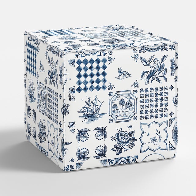 Not Yet Made - Made To Order Saunders French Seam Ottoman in Delft Print For Sale - Image 5 of 5