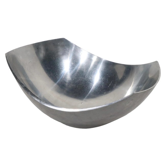 Silver Sculptural Post Modern Serving Salad Bowl by Michael Lax for Metal C 1987 For Sale - Image 8 of 11