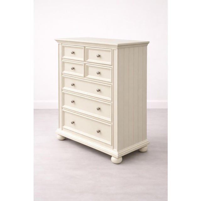 Late 20th Century Tall Cream-Painted Paneled Dresser With Eight Drawers and Turned Feet For Sale - Image 4 of 7