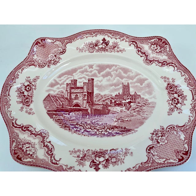 Lovely vintage pink Old Britain Castles oval serving platter by Johnson Brothers. In excellent vintage condition. Dims:...