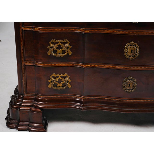 Late 20th Century Alfonso Marina Handcrafted Mahogany Serpentine Chest of Drawers With Brass Hardware For Sale - Image 9 of 9
