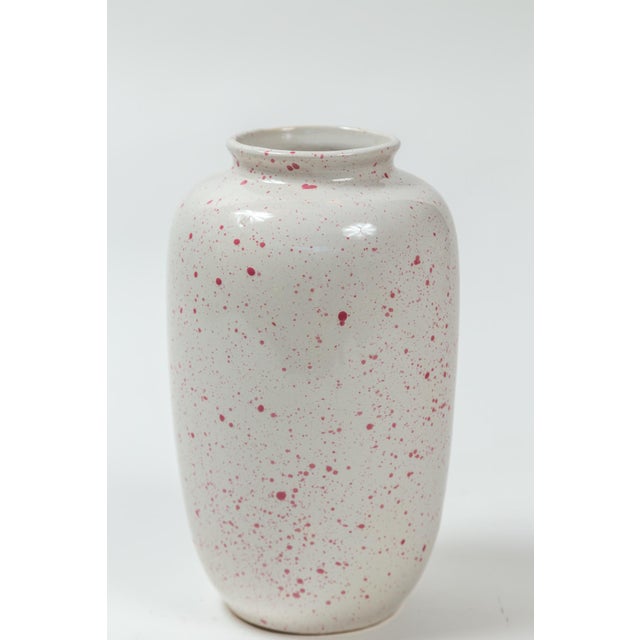 Art Pottery Spatterware Vase by Sheila Fournier, England, 20th Century For Sale In New York - Image 6 of 9