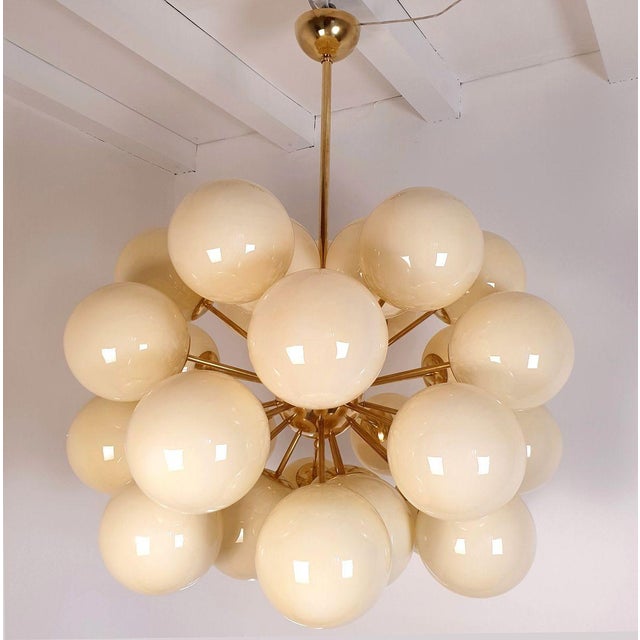 1990s 1990s Mid Century Modern, Beige Glass Sputnik Chandelier For Sale - Image 5 of 11
