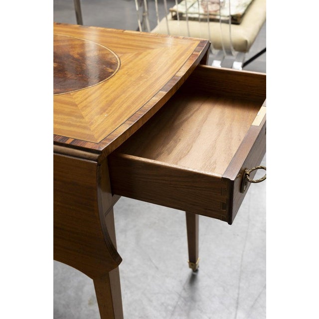19th Century George III English Satinwood and Mahogany Pembroke Table For Sale - Image 4 of 9