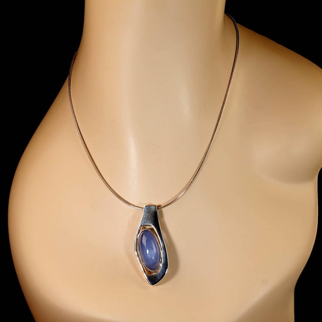 Traditional Late 20th Century Magnificent Blue Agate Cabochon in Handcrafted Sterling Silver Pendant For Sale - Image 3 of 5