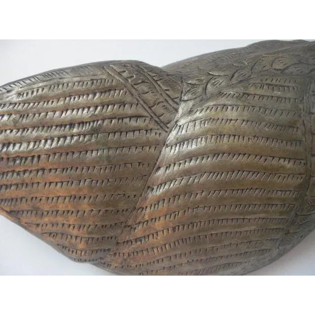 Early 20th Century Silver Betel Nut Rooster Container For Sale In Los Angeles - Image 6 of 9