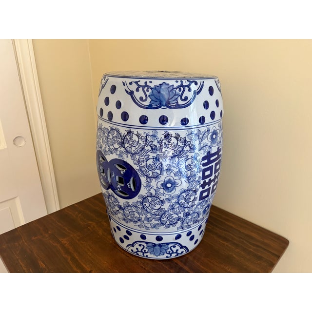 Chinoiserie Late 20th Century Blue and White Porcelain Chinoiserie Chinese Garden Stool or Side Table For Sale - Image 3 of 10