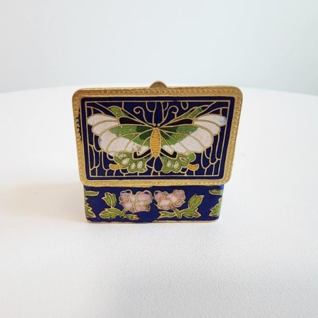 Royal Blue Mid-20th Century Japanese Ginbari Cloisonné Enamel "Papilio" Box For Sale - Image 8 of 17