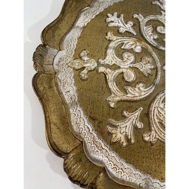 Gold Vintage 1940s Gilded Italian Florentine Round Tray, Made in Italy For Sale - Image 8 of 16