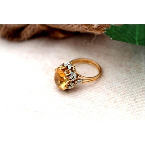 Three-Band Gold Ring with Diamonds For Sale - Image 4 of 7