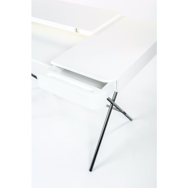 Cosimo Desk with White Mat Lacquered Top and Bronze Frame by Marco Zanuso Jr. for Adentro, 2017 For Sale - Image 9 of 15