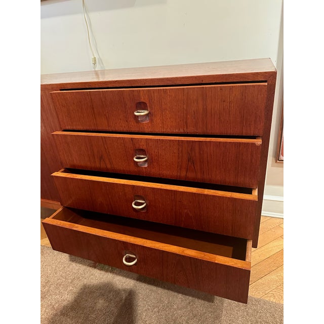 Danish Modern Teak Credenza Sideboard Buffet c.1958 For Sale - Image 9 of 17