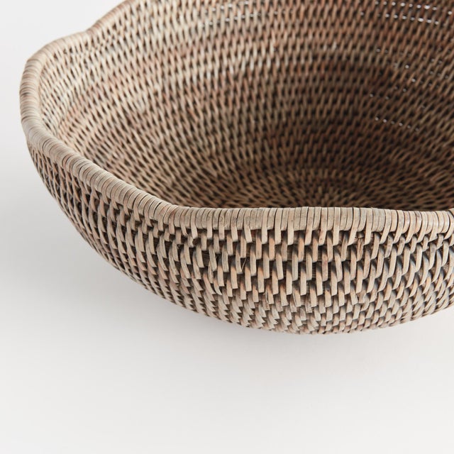 Farmhouse Burma Rattan Scalloped Edge Bowl For Sale - Image 3 of 5