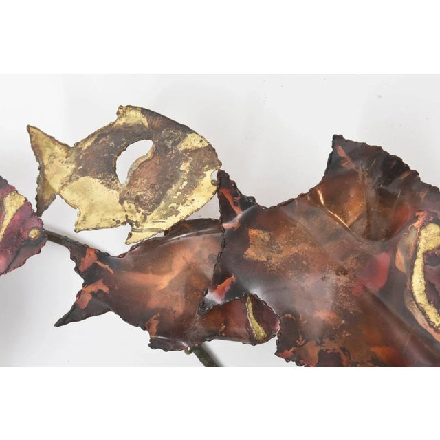 Mid-Century Modern School of Fish Hanging Metal Wall Sculpture For Sale - Image 4 of 10