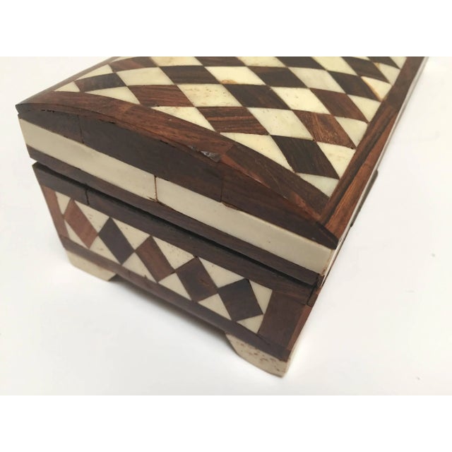 Vizagapatam Anglo-Indian Rectangular Box With Bone Inlaid For Sale In Palm Springs - Image 6 of 10