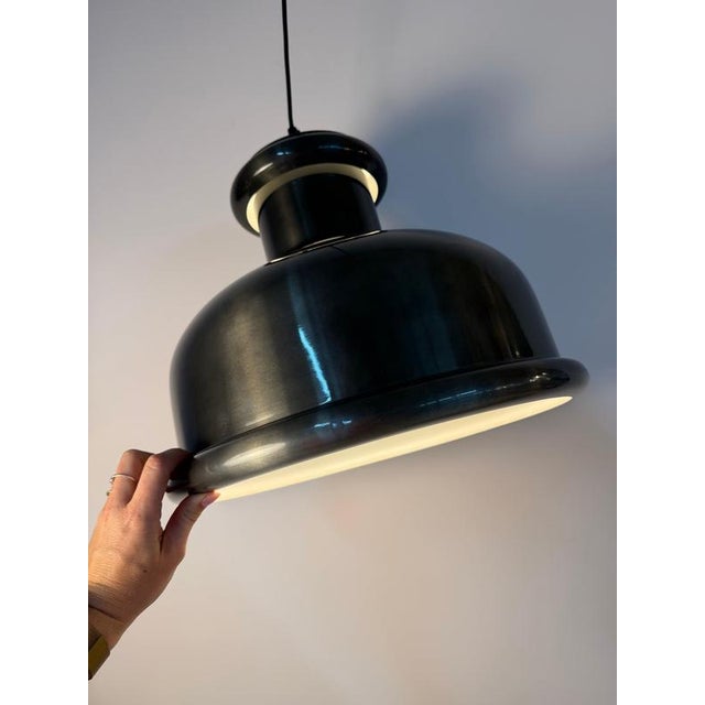 A rare exception in the portfolio: the "country line" pendant lamp was designed in 1976 by the renowned designer sidse...
