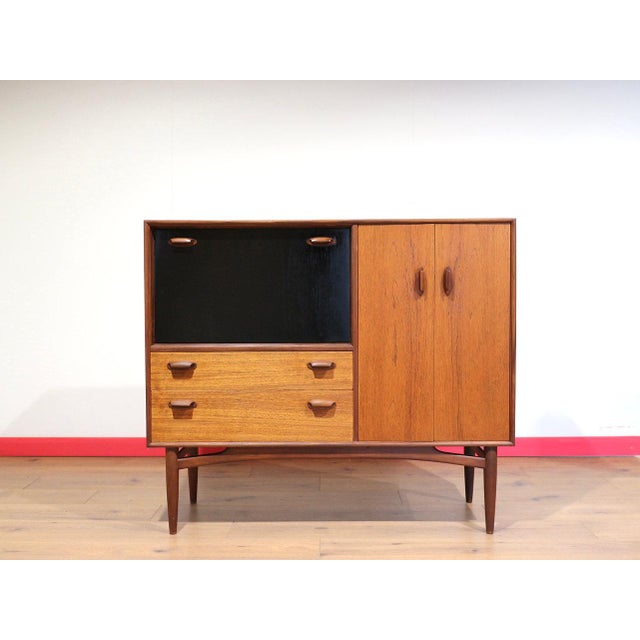 Mid Century Modern Vintage Teak Dry Bar Cart Hutch G Plan Cocktail Cabinet Danish Style For Sale - Image 4 of 15
